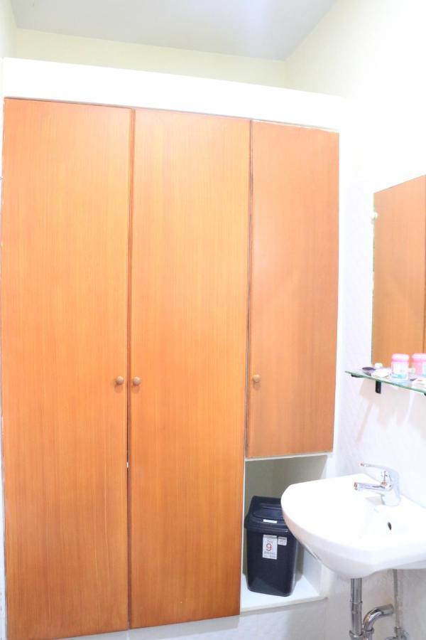 Anicia Guesthouse Rooms Paranaque City Luaran gambar
