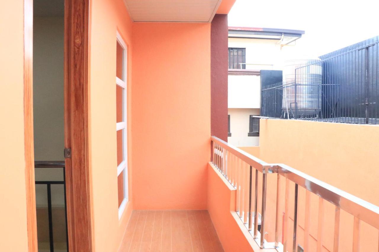 Anicia Guesthouse Rooms Paranaque City Luaran gambar