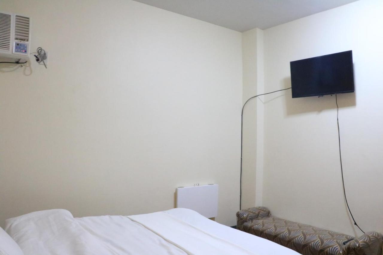 Anicia Guesthouse Rooms Paranaque City Luaran gambar